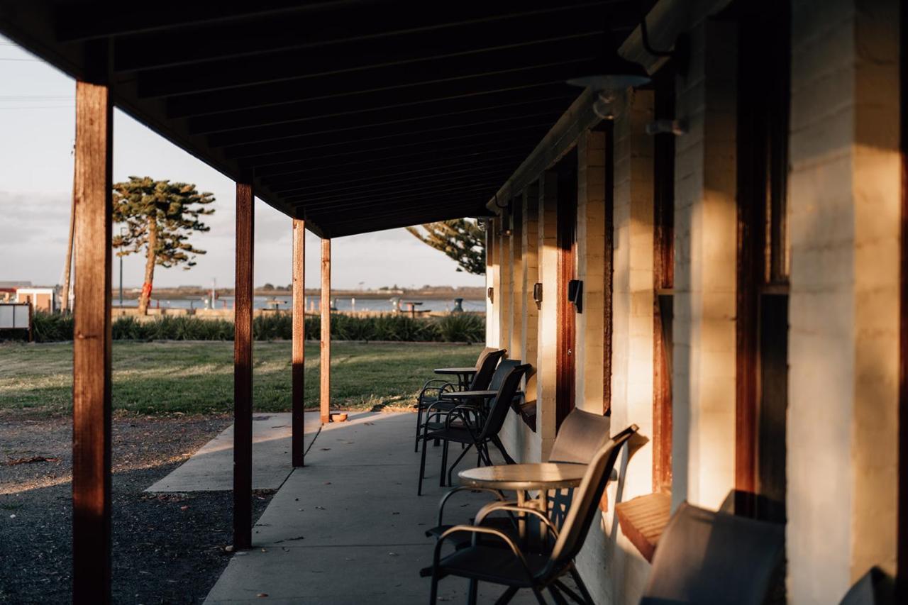Port Albert Motel Zewnętrze zdjęcie